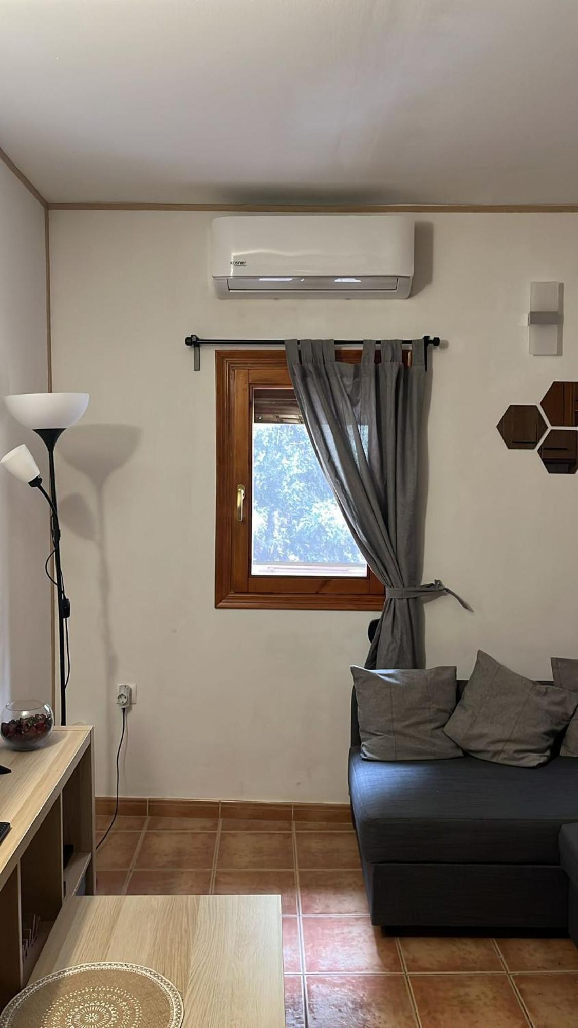 Apartamentos Erlueta 卡拉塔尤德 外观 照片